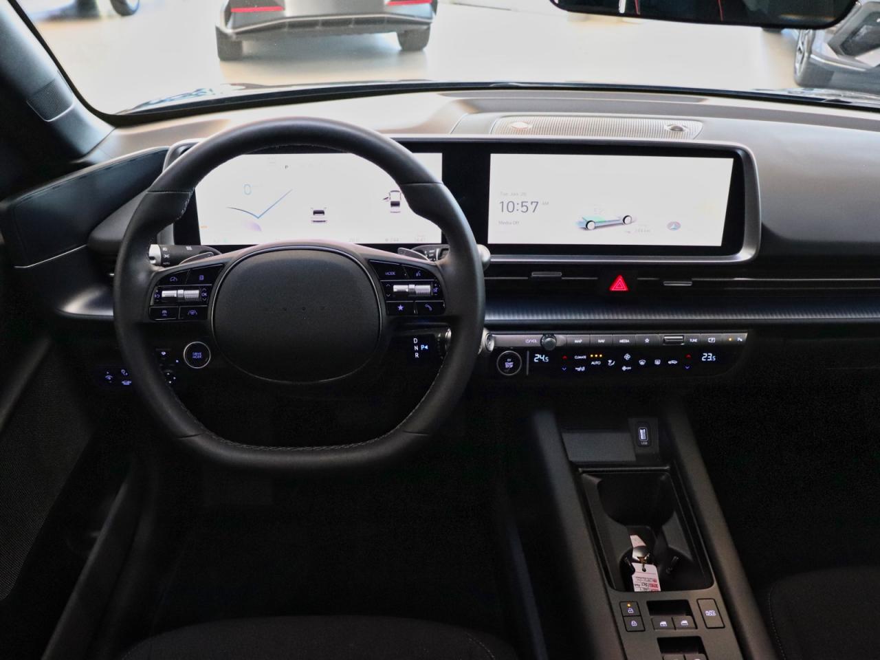 2025 Hyundai IONIQ 6 Preferred Photo