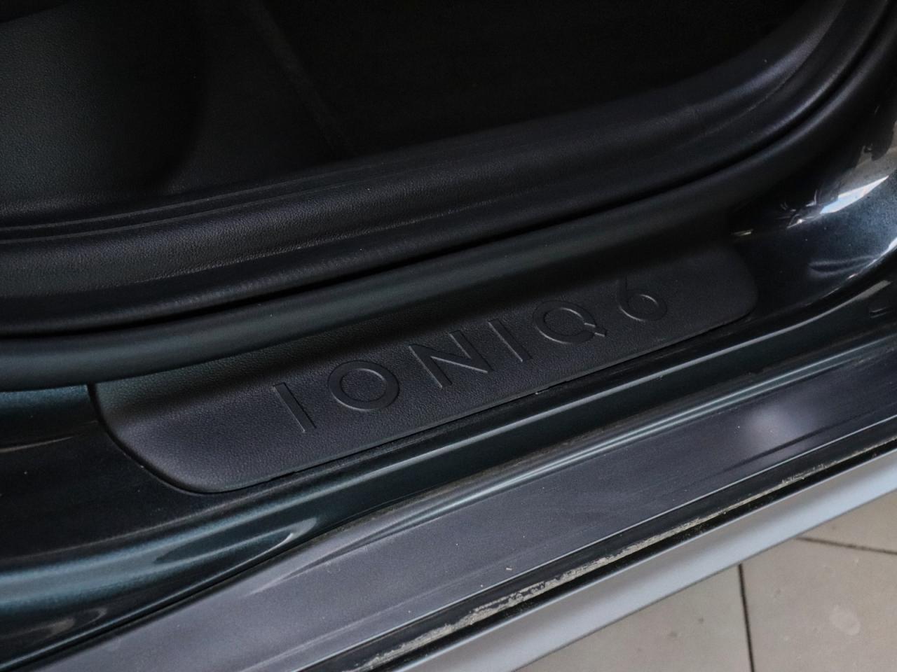 2025 Hyundai IONIQ 6 Preferred Photo