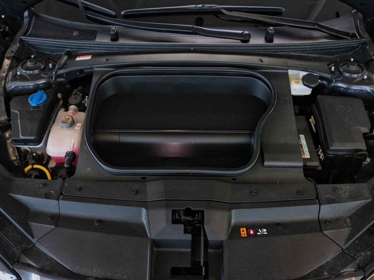 2025 Hyundai IONIQ 6 Preferred Photo