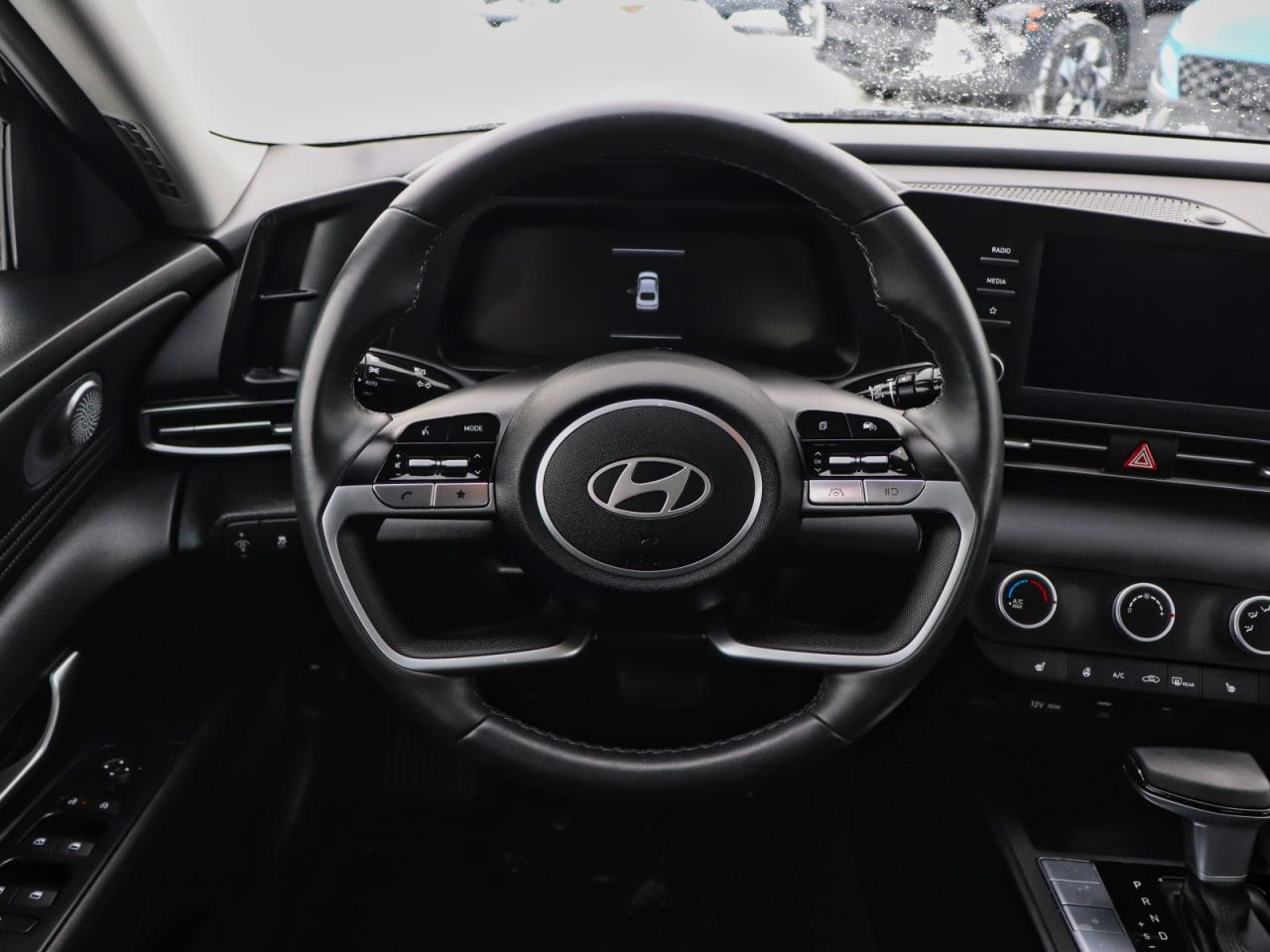 2025 Hyundai Elantra Preferred Photo