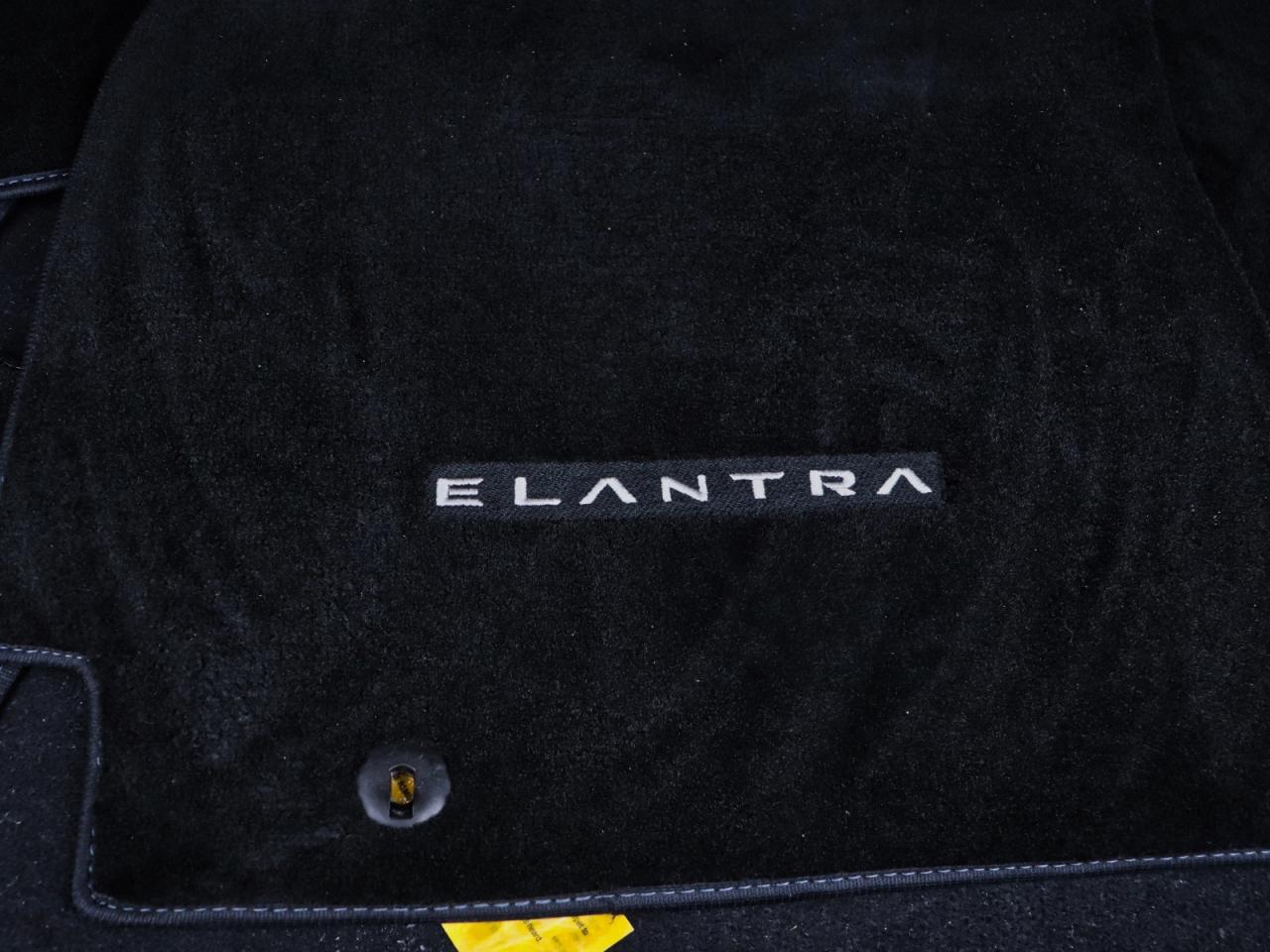 2025 Hyundai Elantra Preferred Photo