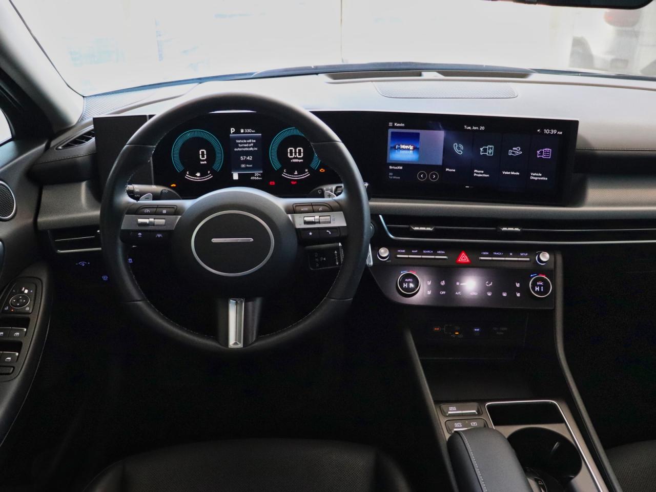 2025 Hyundai Sonata Preferred-Trend - | Leather | Sunroof | Winter Tires Photo