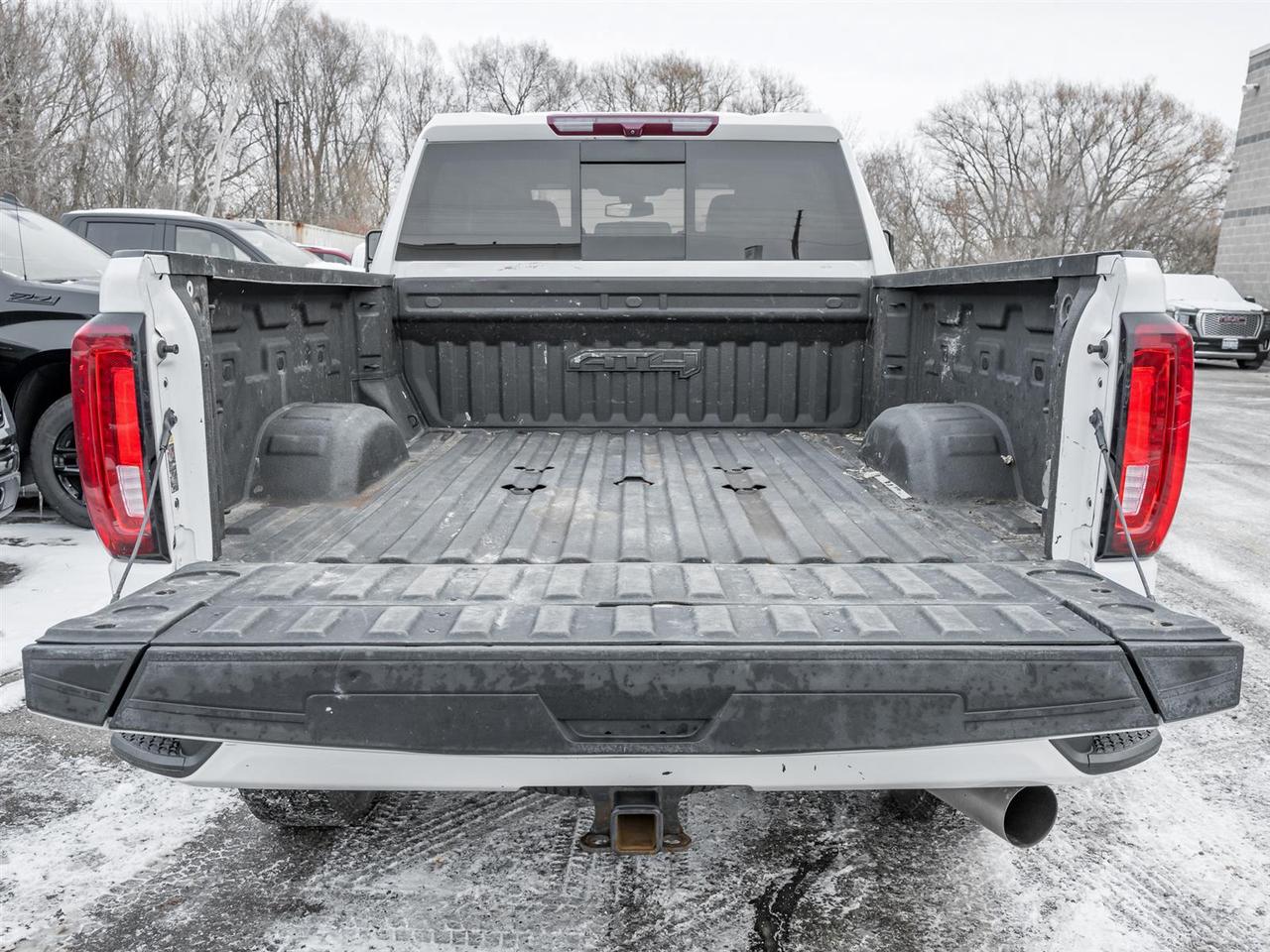2022 GMC Sierra 3500HD AT4- Diesel | Off-Road Steps | Surround Vision Photo