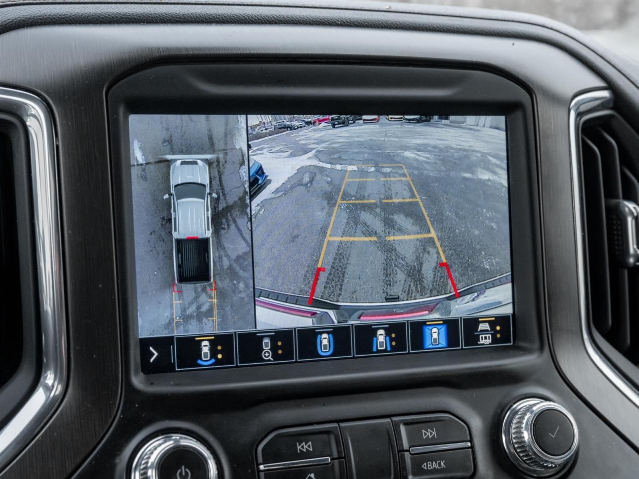 2022 GMC Sierra 3500HD AT4- Diesel | Off-Road Steps | Surround Vision Photo