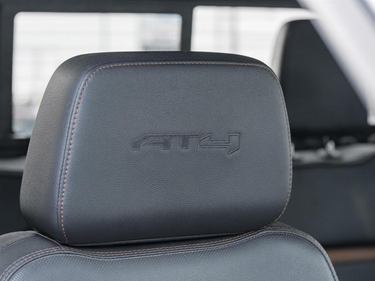 2022 GMC Sierra 3500HD AT4- Diesel | Off-Road Steps | Surround Vision Photo