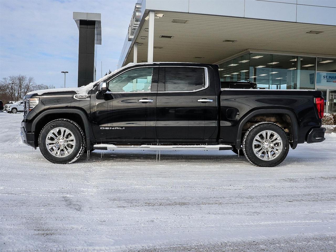 2025 GMC Sierra 1500 Denali Photo