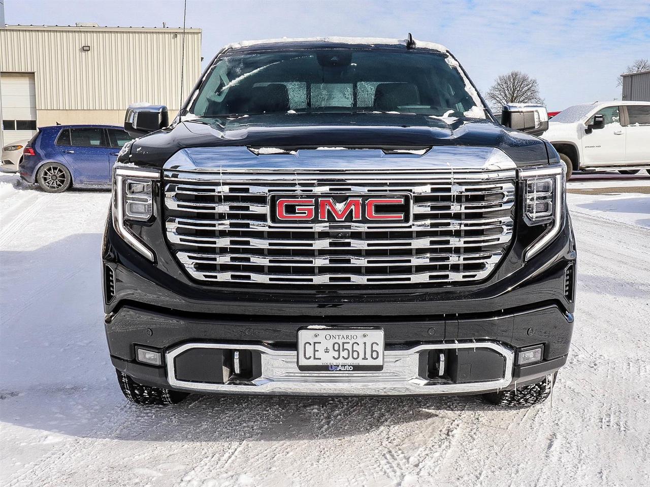 2025 GMC Sierra 1500 Denali Photo1