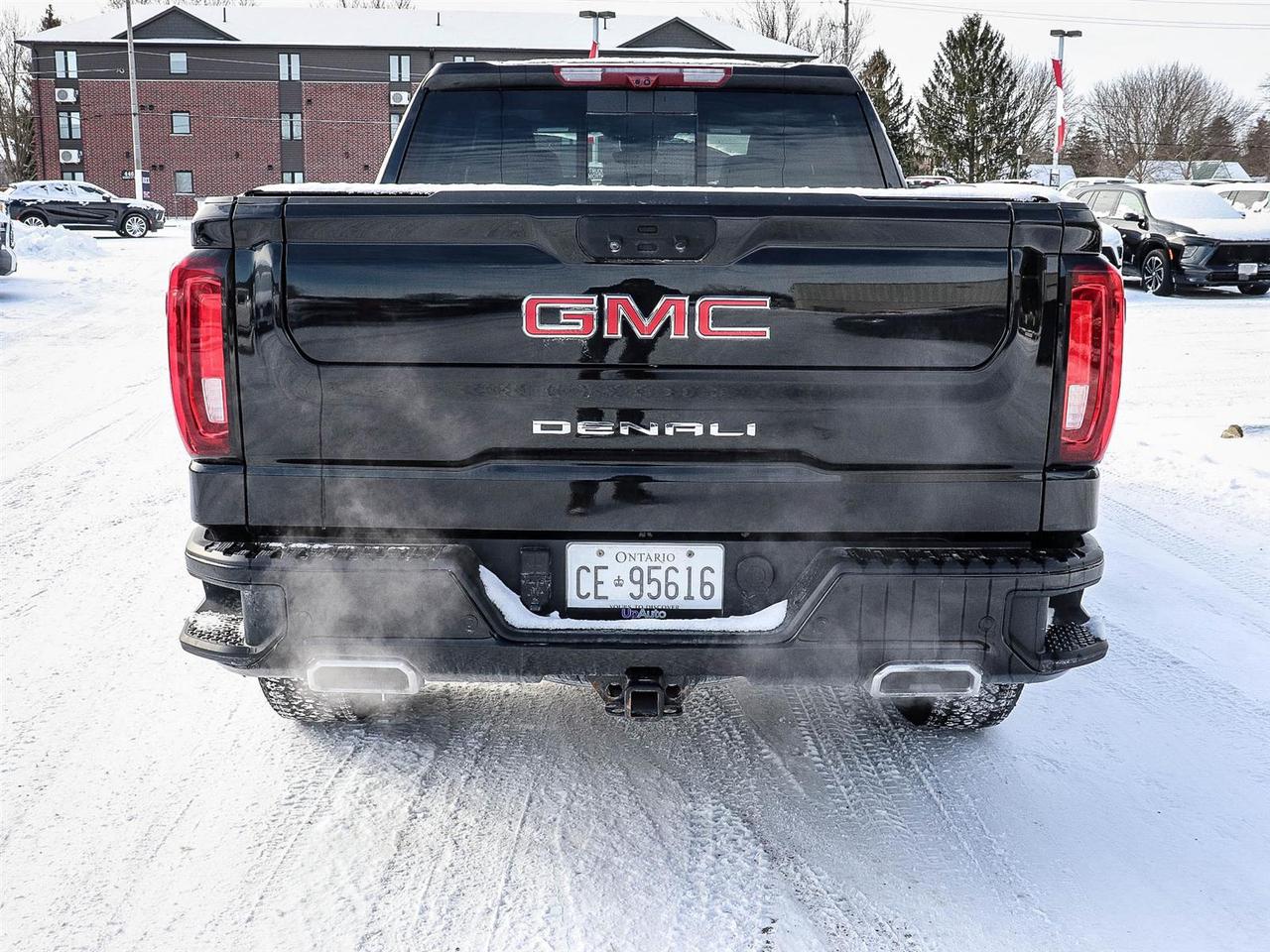 2025 GMC Sierra 1500 Denali Photo