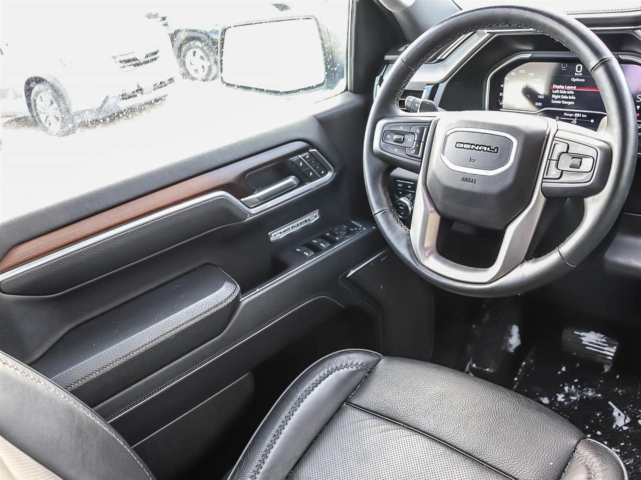 2025 GMC Sierra 1500 Denali Photo