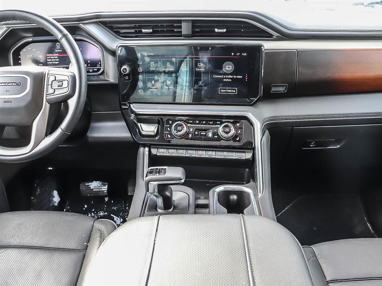 2025 GMC Sierra 1500 Denali Photo