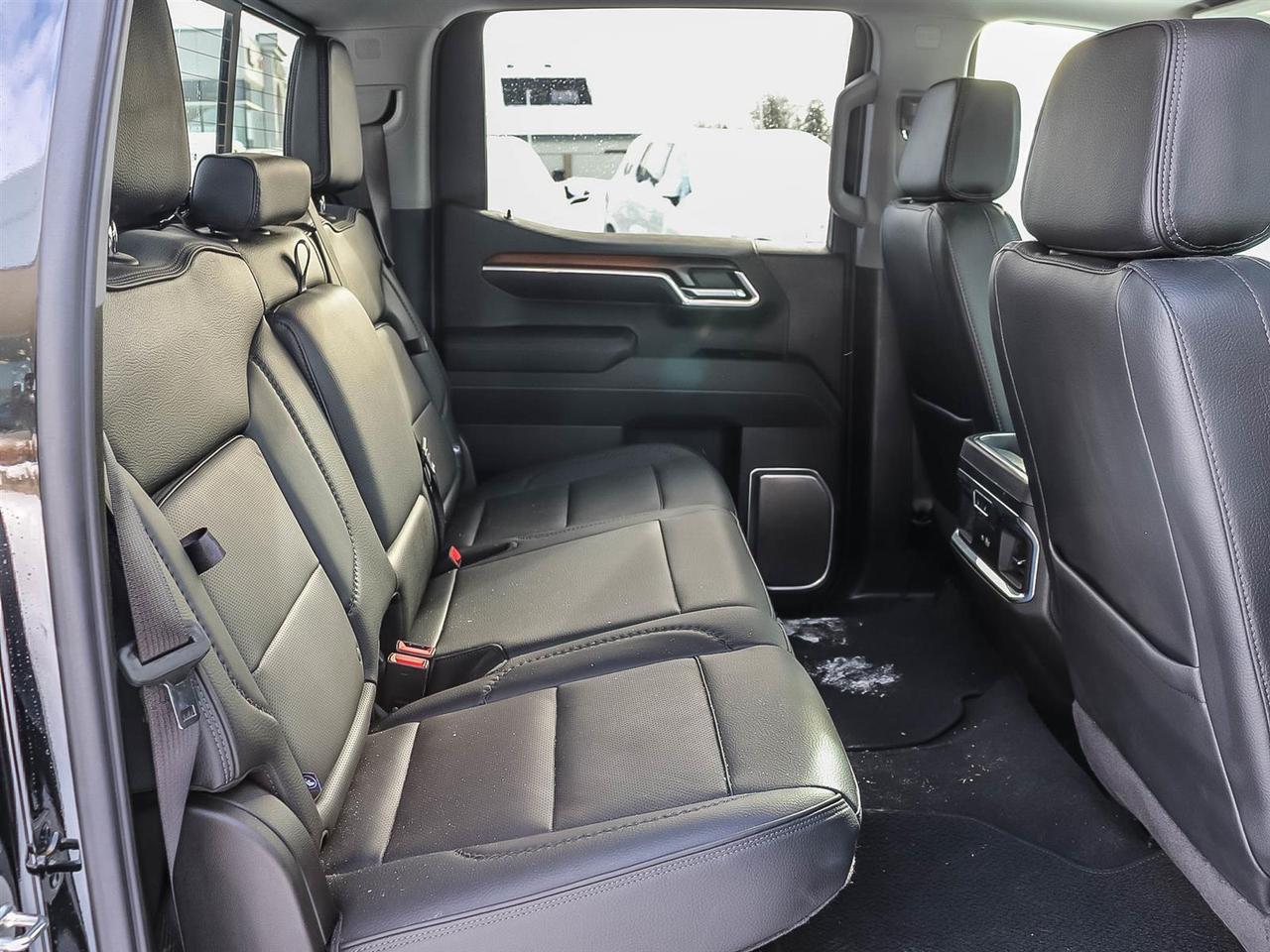 2025 GMC Sierra 1500 Denali Photo