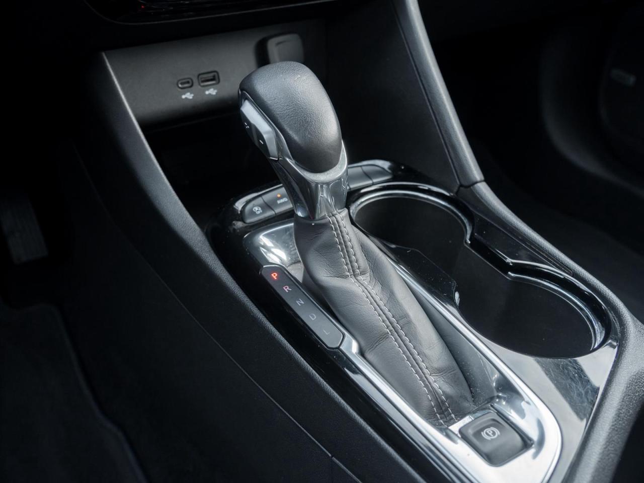 2024 Buick Encore GX Sport Touring AWD- Heated Steering Wheel Photo