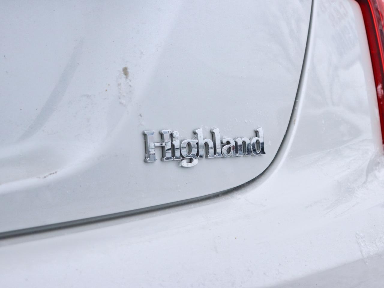 2022 Cadillac CT5 Premium Luxury AWD Photo