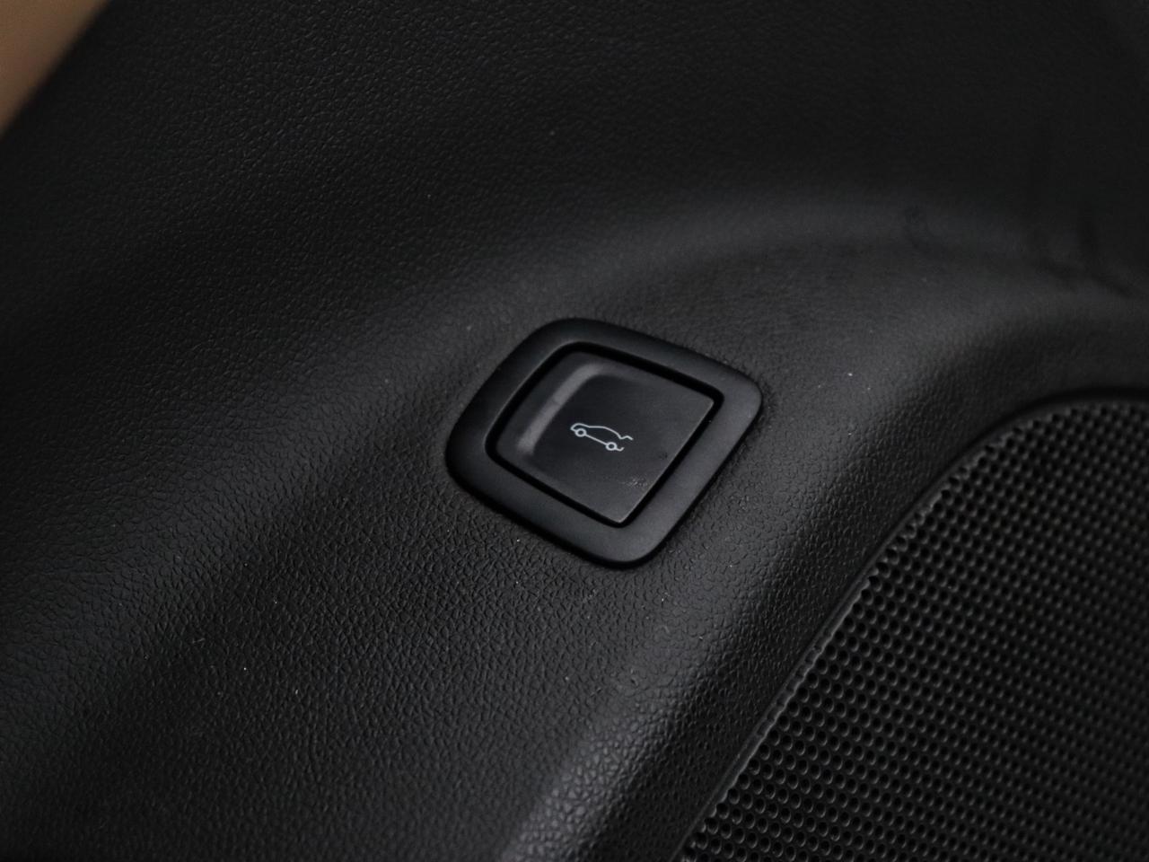 2022 Cadillac CT5 Premium Luxury AWD Photo