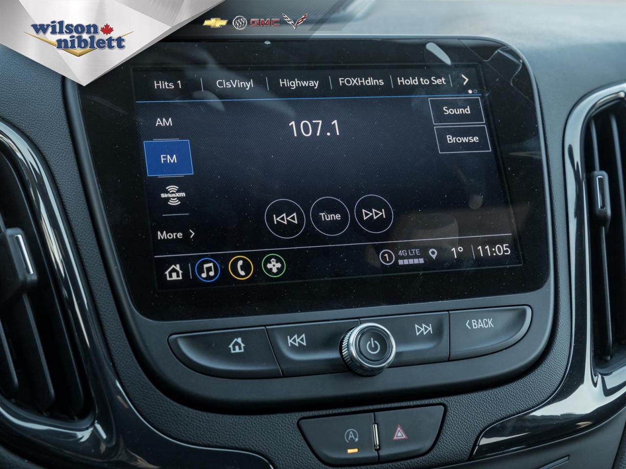 2024 Chevrolet Equinox RS- HD Surround Vision | Sunroof | Leather Photo