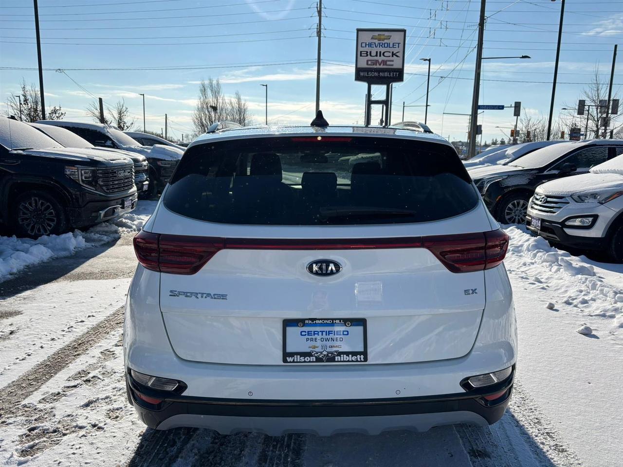 2021 Kia Sportage EX S AWD Photo3