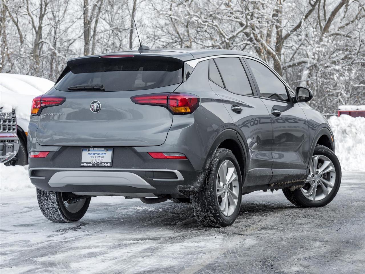 2022 Buick Encore GX Preferred AWD- Hands-Free Liftgate | Remote Start Photo4