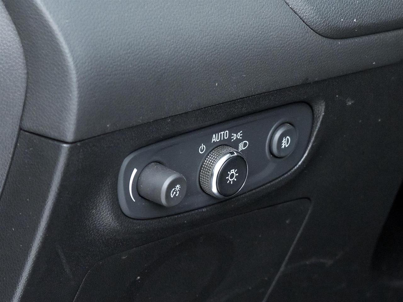 2022 Buick Encore GX Preferred AWD- Hands-Free Liftgate | Remote Start Photo