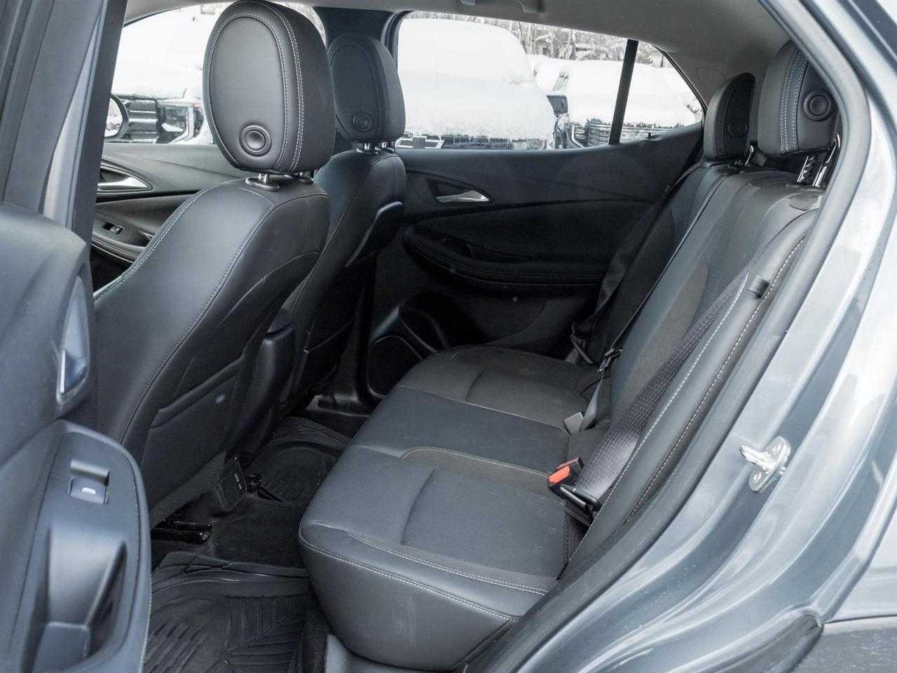 2022 Buick Encore GX Preferred AWD- Hands-Free Liftgate | Remote Start Photo