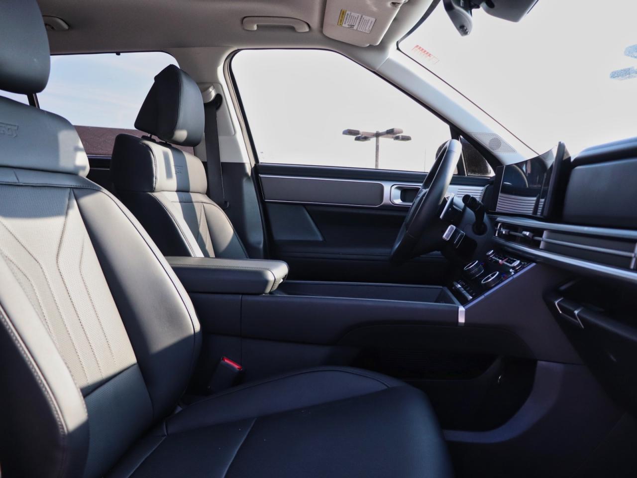 2025 Hyundai Santa Fe XRT - Demo Unit | 4.79% Finance Available Photo