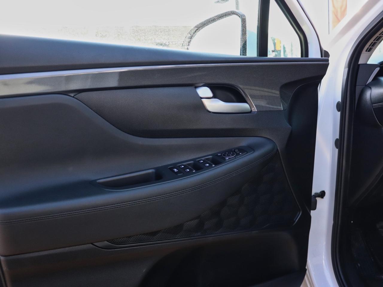 2022 Hyundai Santa Fe Preferred Photo