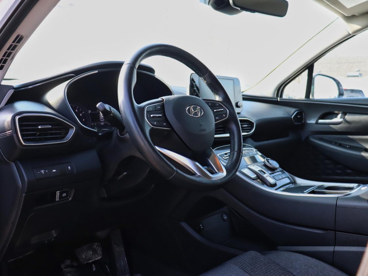 2022 Hyundai Santa Fe Preferred Photo