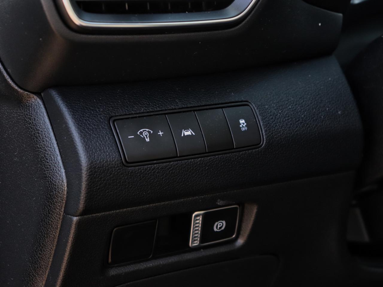 2022 Hyundai Santa Fe Preferred Photo