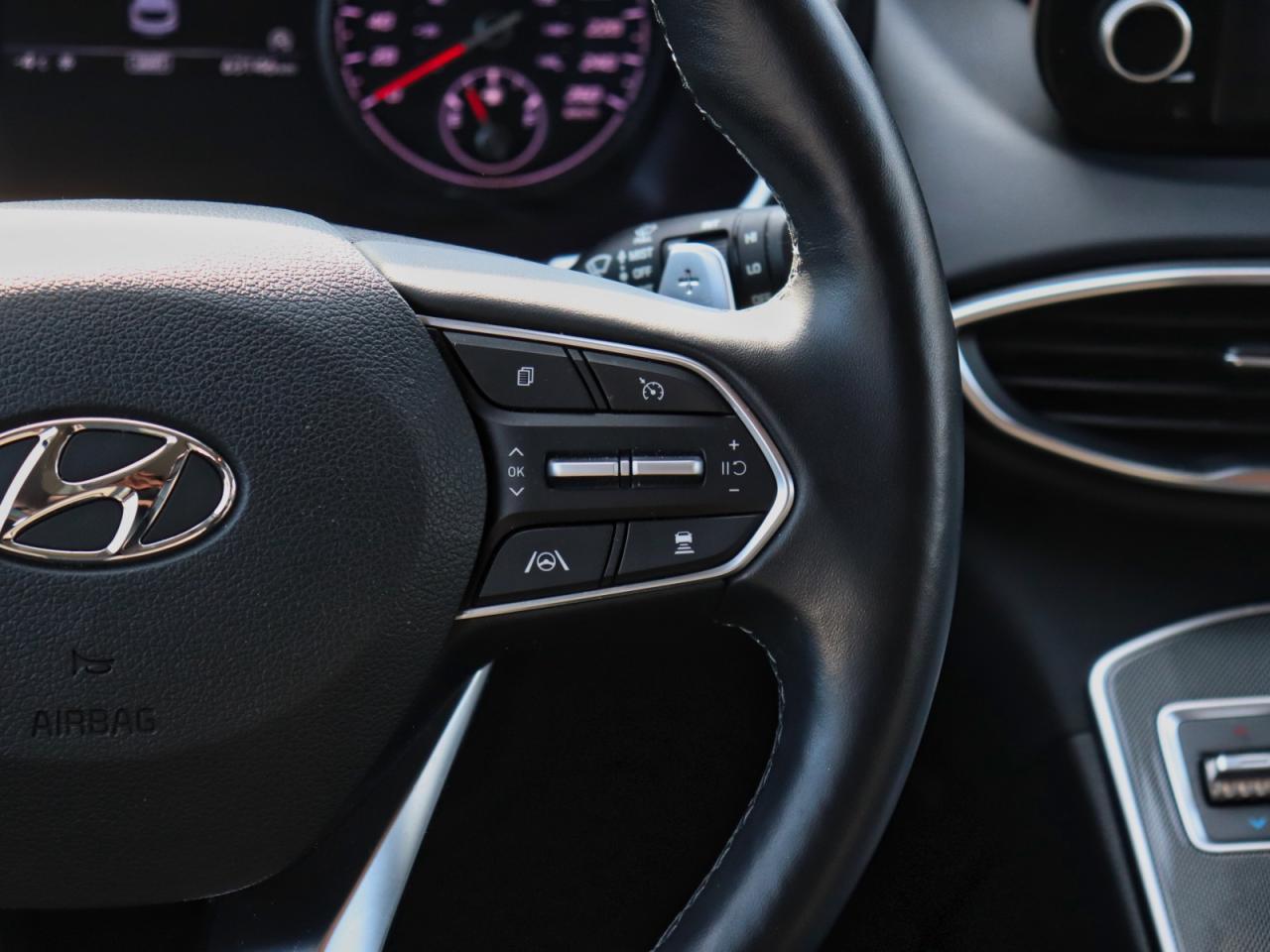 2022 Hyundai Santa Fe Preferred Photo