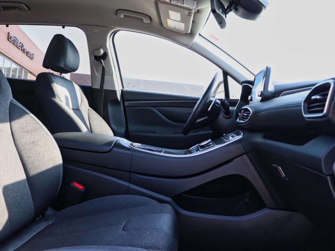 2022 Hyundai Santa Fe Preferred Photo