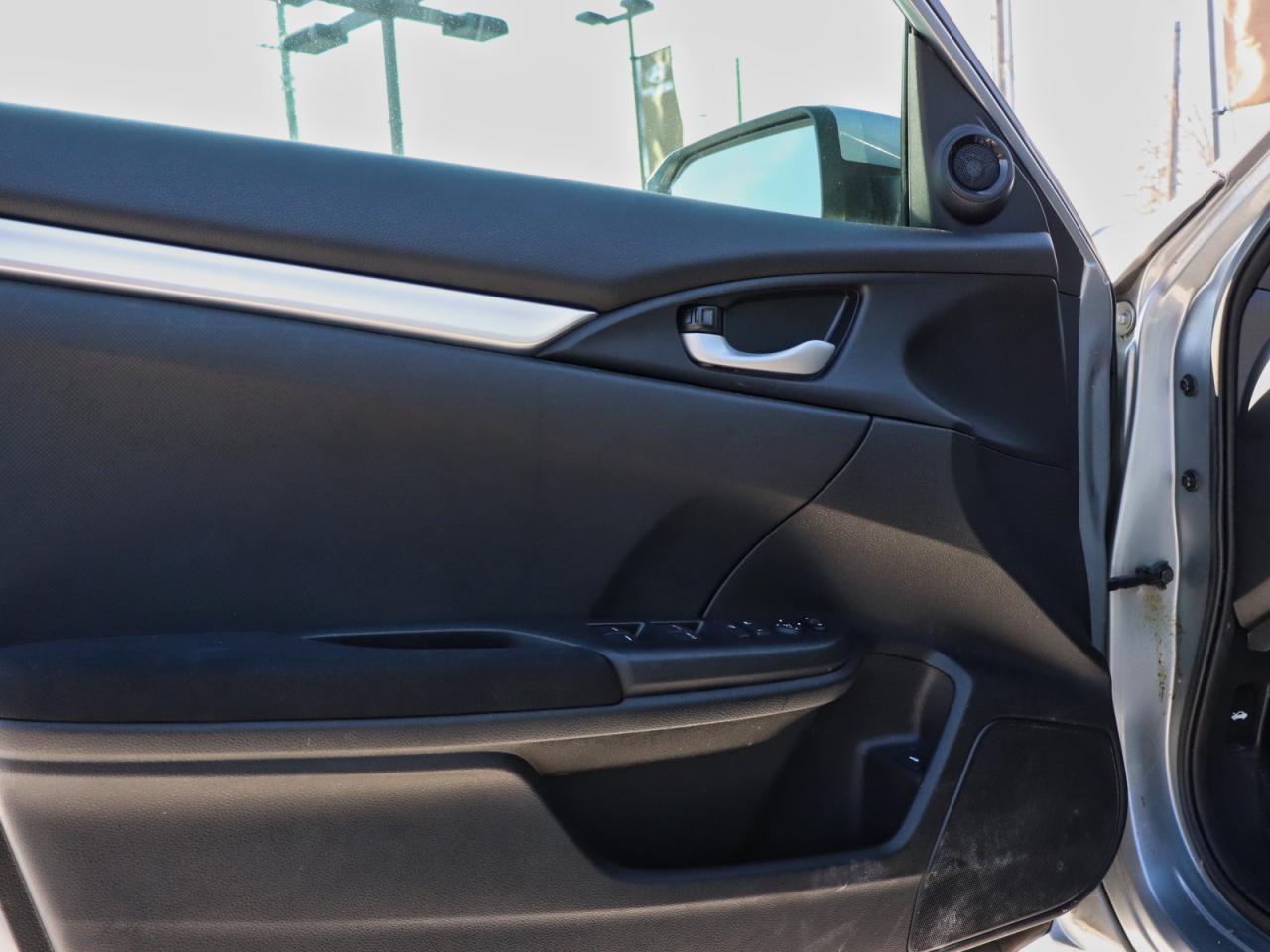 2019 Honda Civic Sedan LX Photo