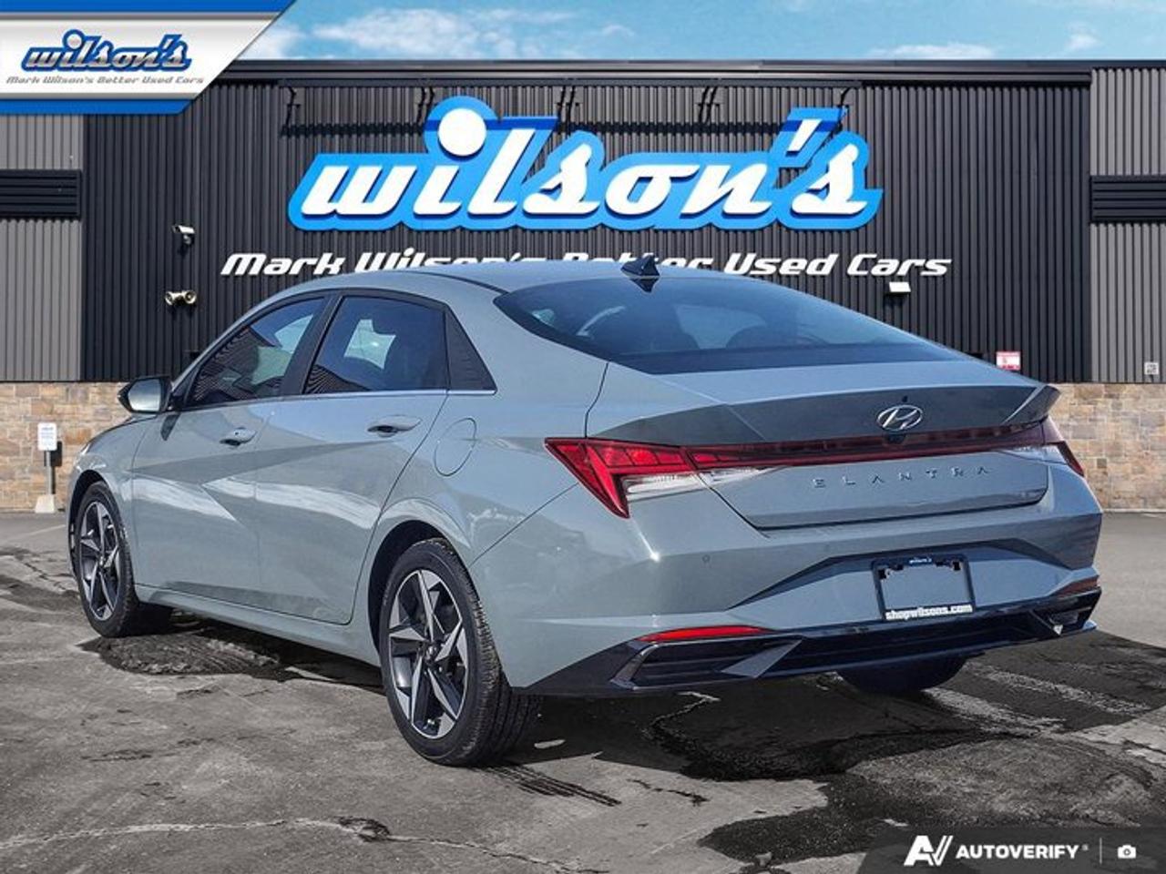 2022 Hyundai Elantra Ultimate | Tech Package | Sunroof | Leather | Heated Seats + Steering | Remote Start | and More ! Photo2