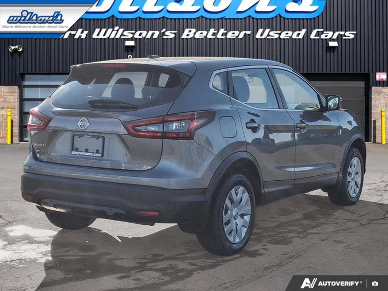 2021 Nissan Qashqai S | 6-Speed Manual | CarPlay + Android | Rear Camera | BSM | and More ! Photo