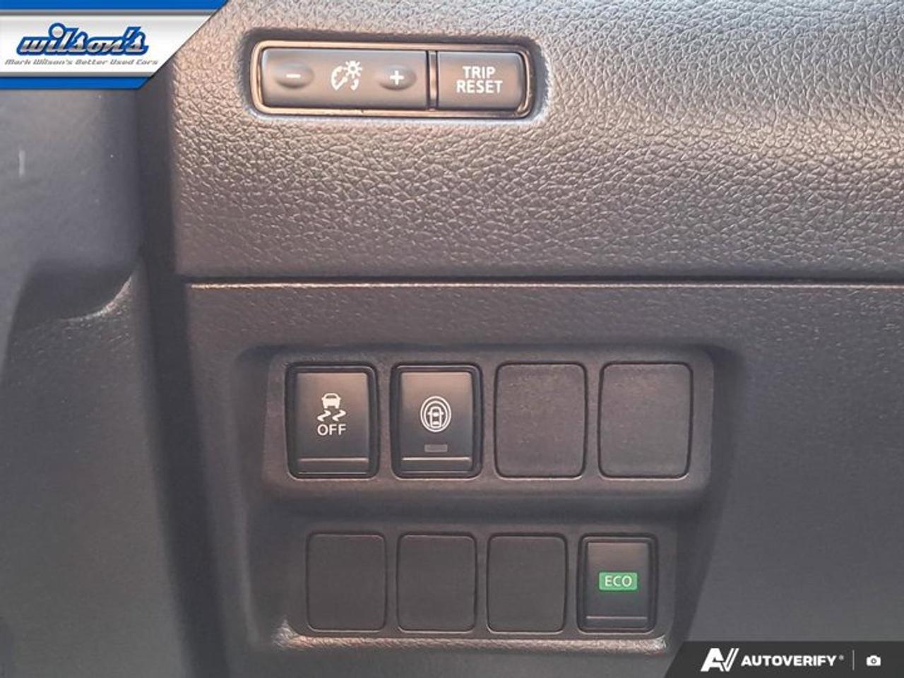 2021 Nissan Qashqai S | 6-Speed Manual | CarPlay + Android | Rear Camera | BSM | and More ! Photo