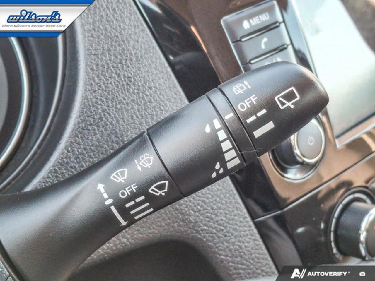 2021 Nissan Qashqai S | 6-Speed Manual | CarPlay + Android | Rear Camera | BSM | and More ! Photo