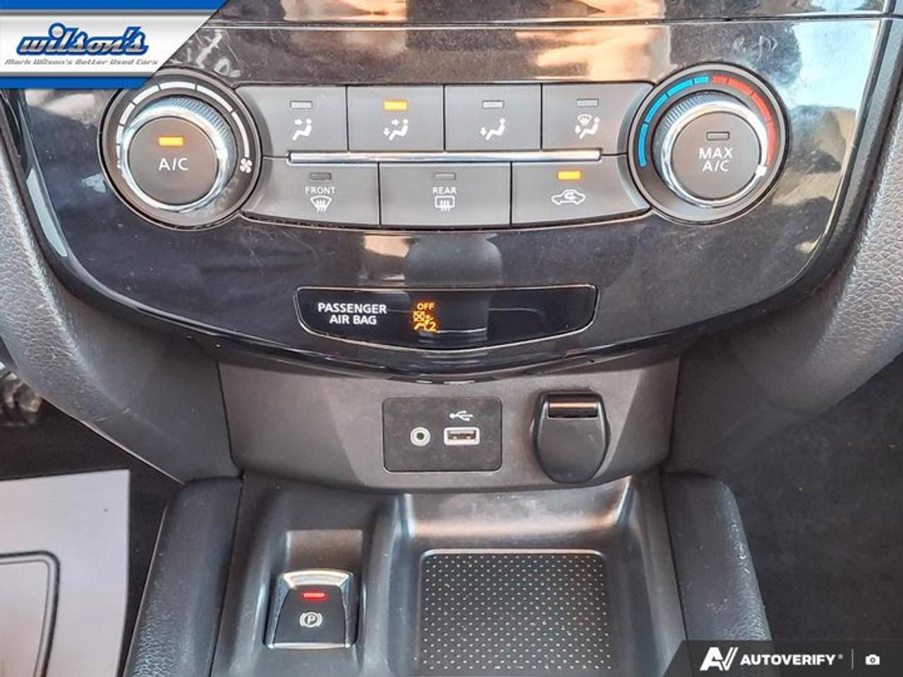2021 Nissan Qashqai S | 6-Speed Manual | CarPlay + Android | Rear Camera | BSM | and More ! Photo