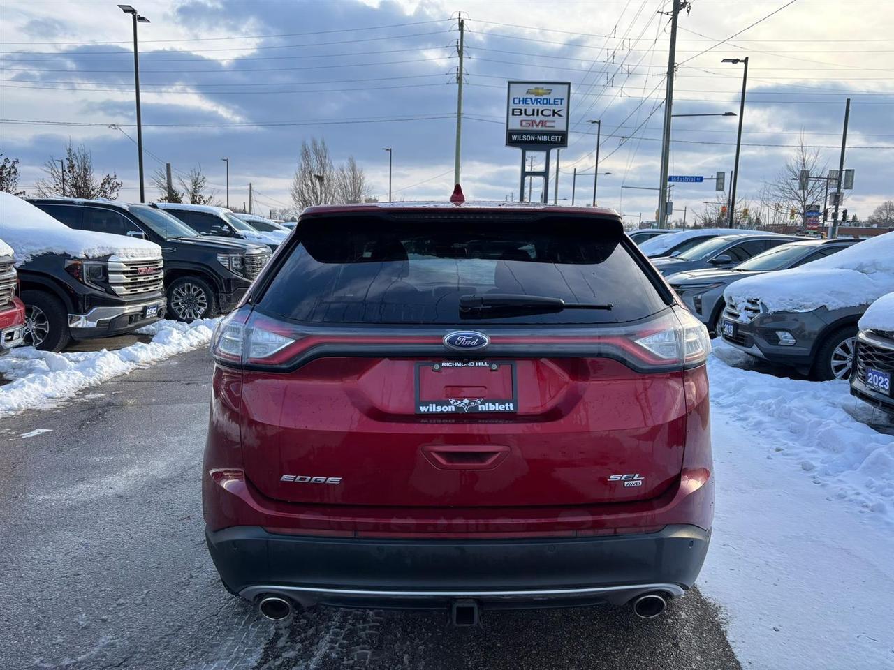 2016 Ford Edge SEL AWD-  Panoramic Sunroof | Heated Seats Photo3