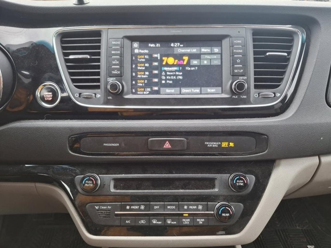 2019 Kia Sedona SX | Sunroof | BSM | Power Sliding Doors + Liftgate | Power Seat | Heated Wheel + Seats | and More ! Photo