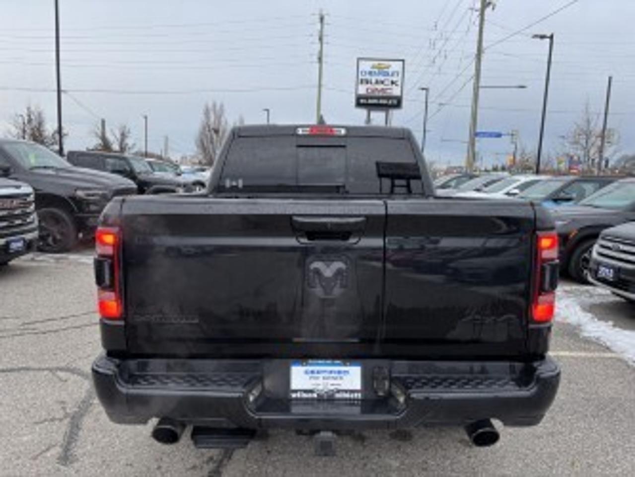 2022 RAM 1500 Laramie Photo3