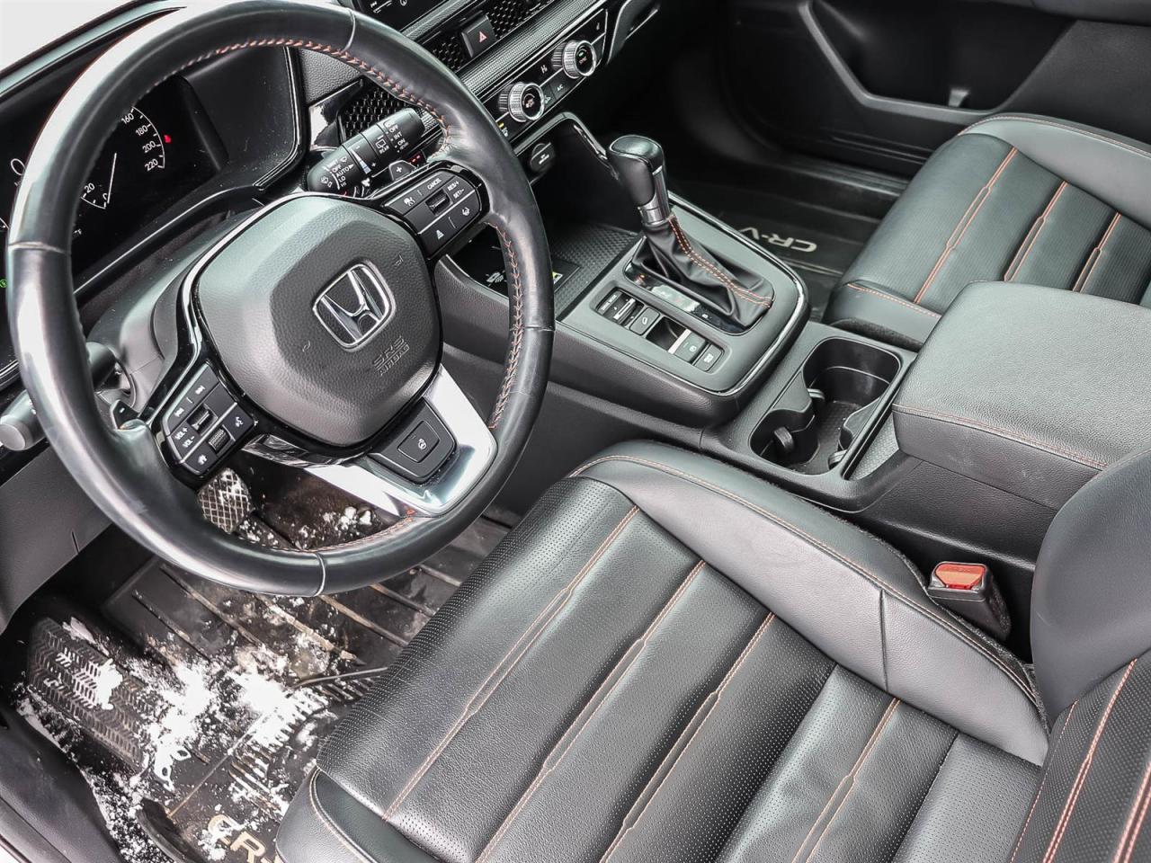 2023 Honda CR-V Hybrid Touring Photo