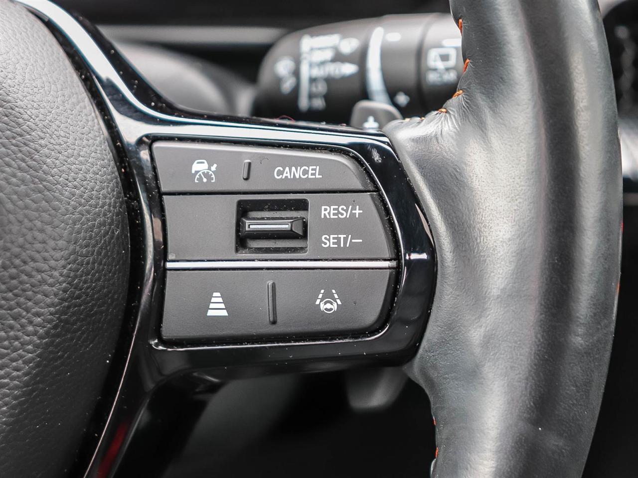 2023 Honda CR-V Hybrid Touring Photo