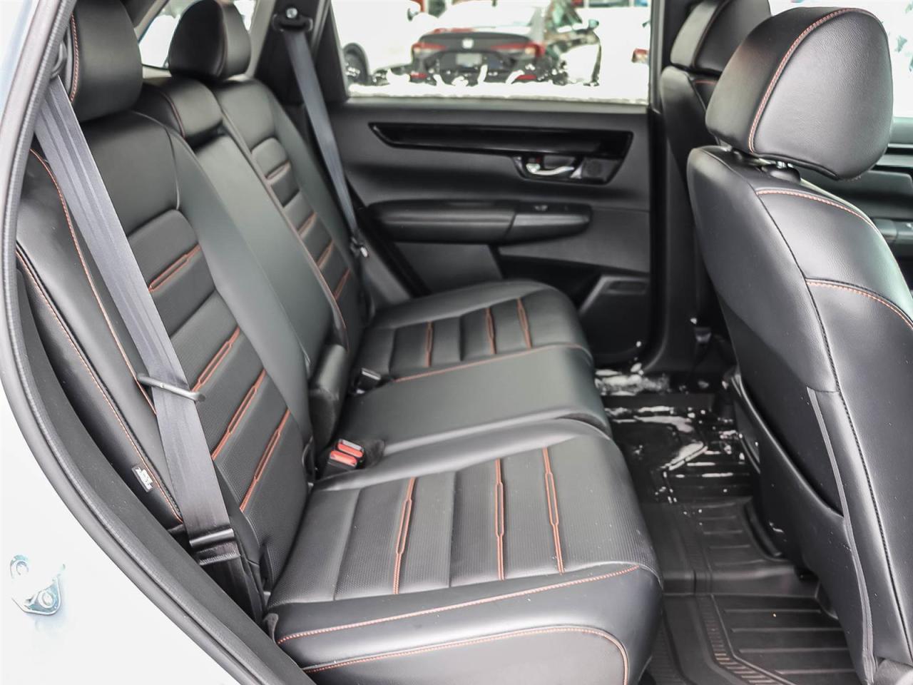 2023 Honda CR-V Hybrid Touring Photo