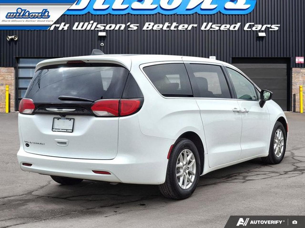2024 Dodge Grand Caravan SXT | Heated Seats + Steering | Carplay and Android Auto | Remote Start | Power Liftgate and More ! Photo4