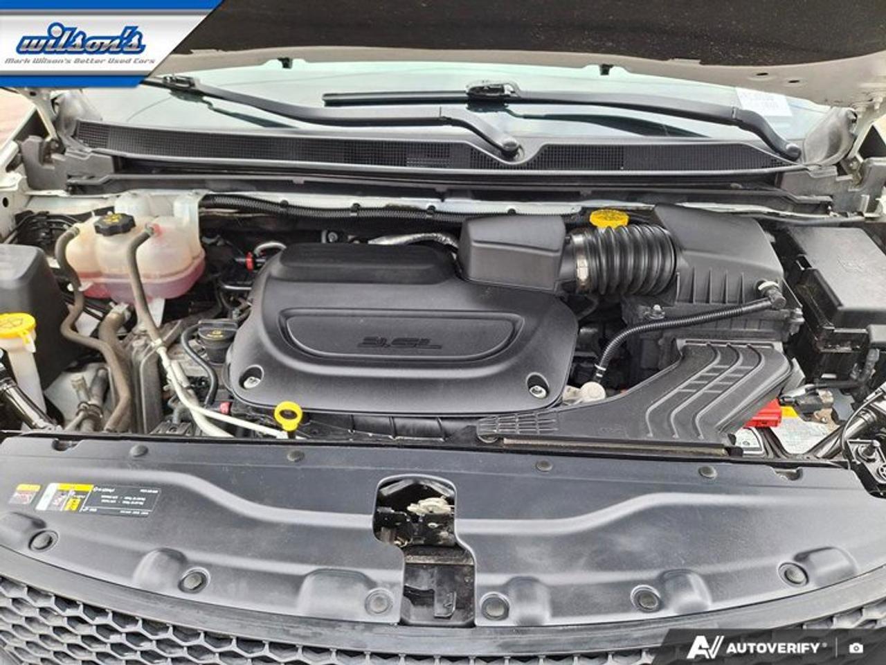 2024 Dodge Grand Caravan SXT | Heated Seats + Steering | Carplay and Android Auto | Remote Start | Power Liftgate and More ! Photo