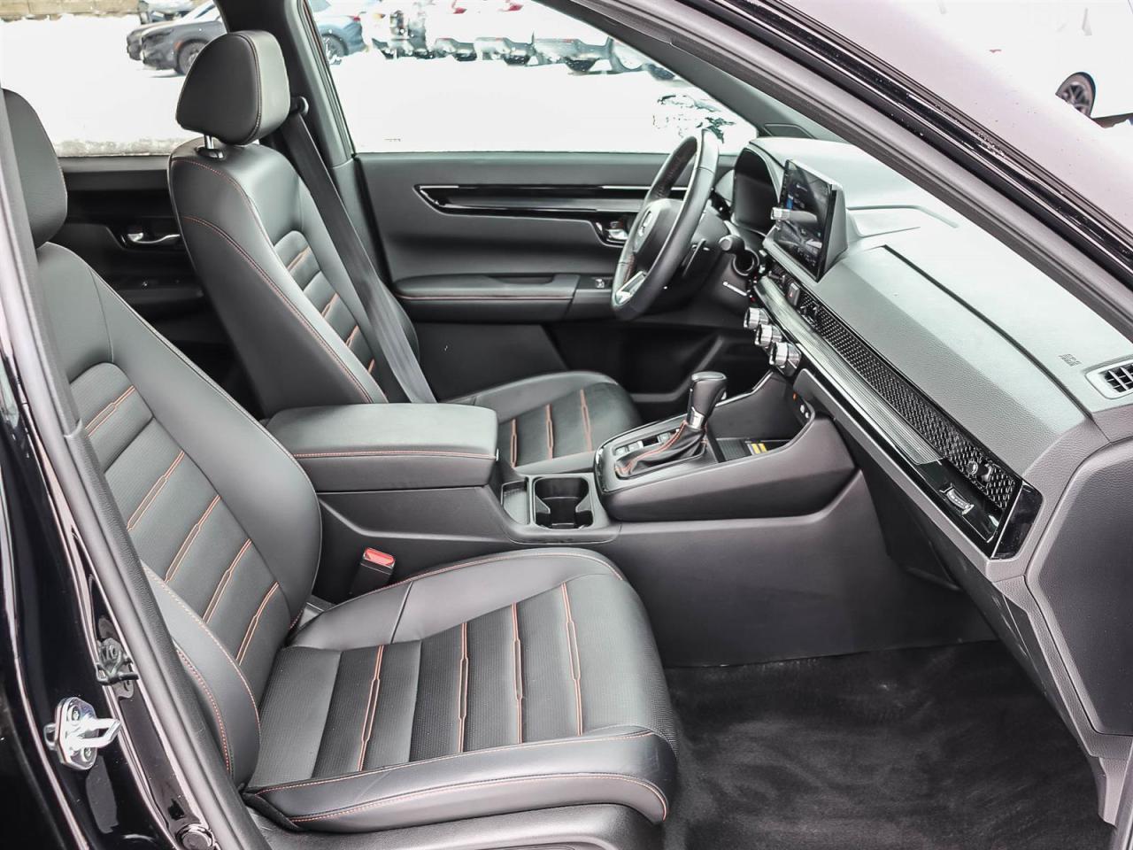 2023 Honda CR-V Hybrid Touring Photo