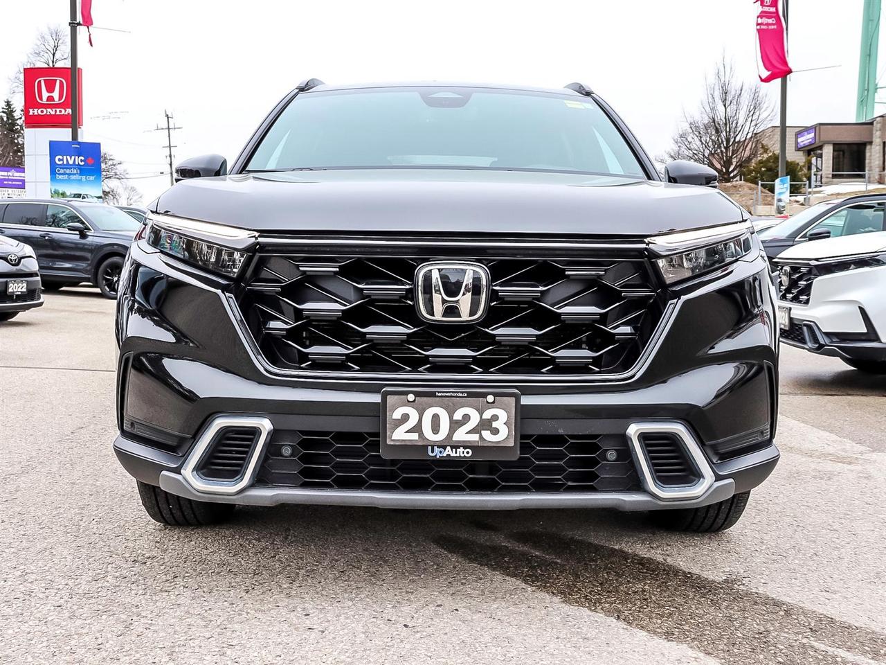 2023 Honda CR-V Hybrid Touring Photo5