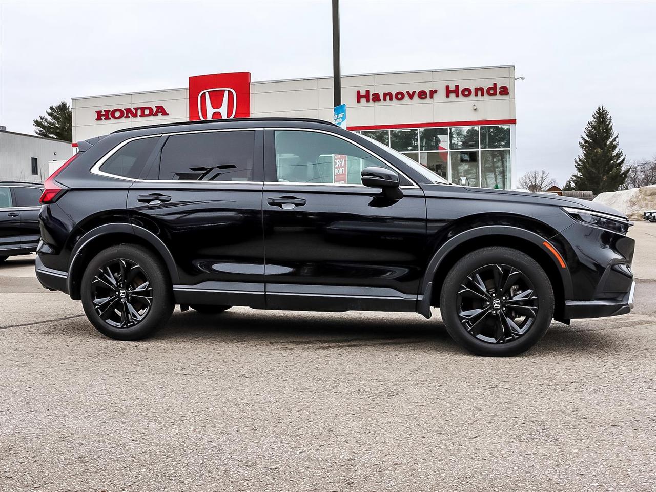 2023 Honda CR-V Hybrid Touring Photo