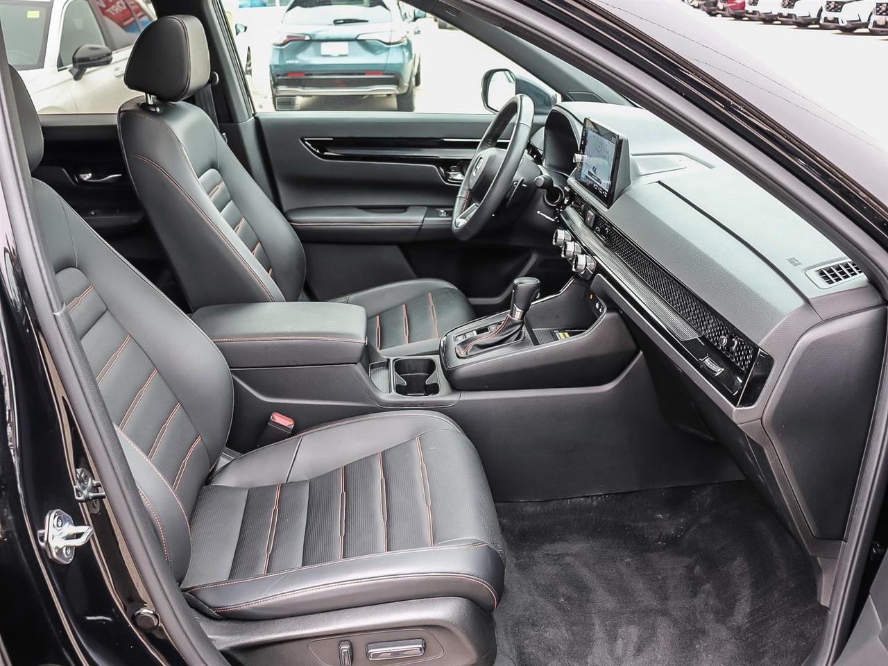 2023 Honda CR-V Hybrid Touring Photo