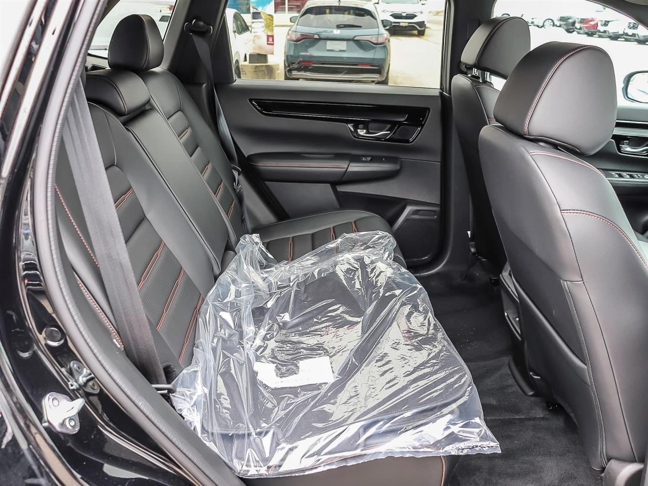 2023 Honda CR-V Hybrid Touring Photo