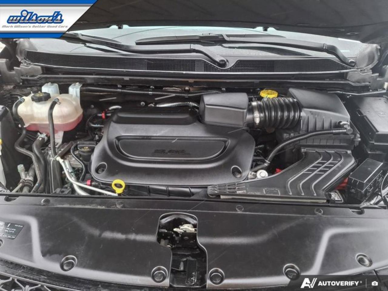 2025 Chrysler Pacifica Select AWD | Sunroof | Leatherette | Power Sliding Doors + Hatch | Remote Start | CarPlay + Android Photo