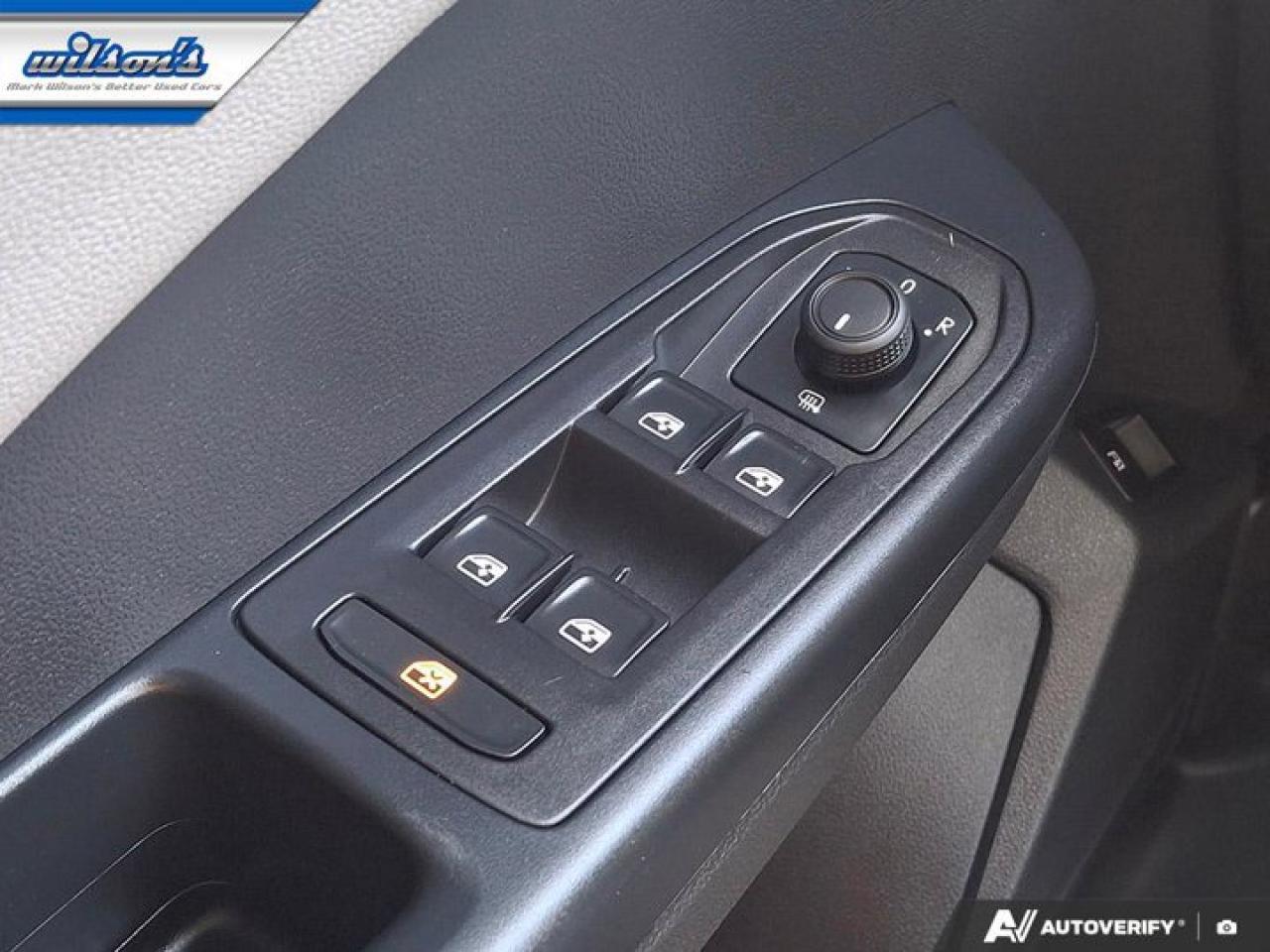 2024 Volkswagen Taos Comfortline AWD | Split Leather | Heated Seats | Remote Start | Adaptive Cruise | Carplay and More ! Photo